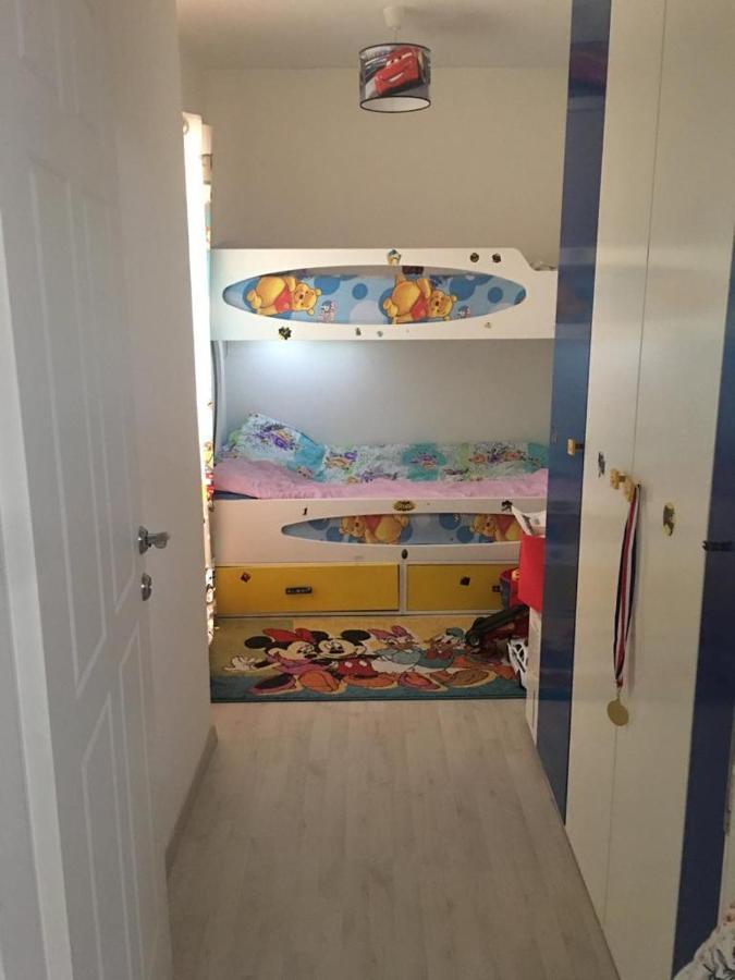 Liqeni I Thate, Apartament *
